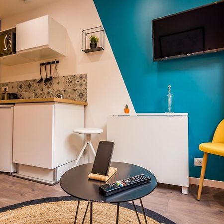 Mon Loft Niortais - Le Scofa Apartment ภายนอก รูปภาพ
